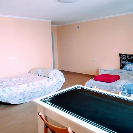 Аппартаменты студия первая линия у моря в Совиньоне Одесса Номер фото